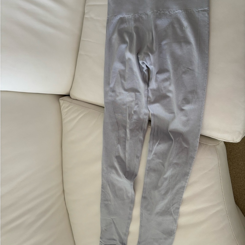 Gray Ribbed Leggings - Picture 2 of 2